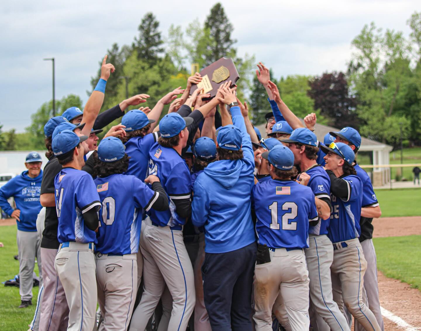 Baseball Wins Back to Back Regionals!