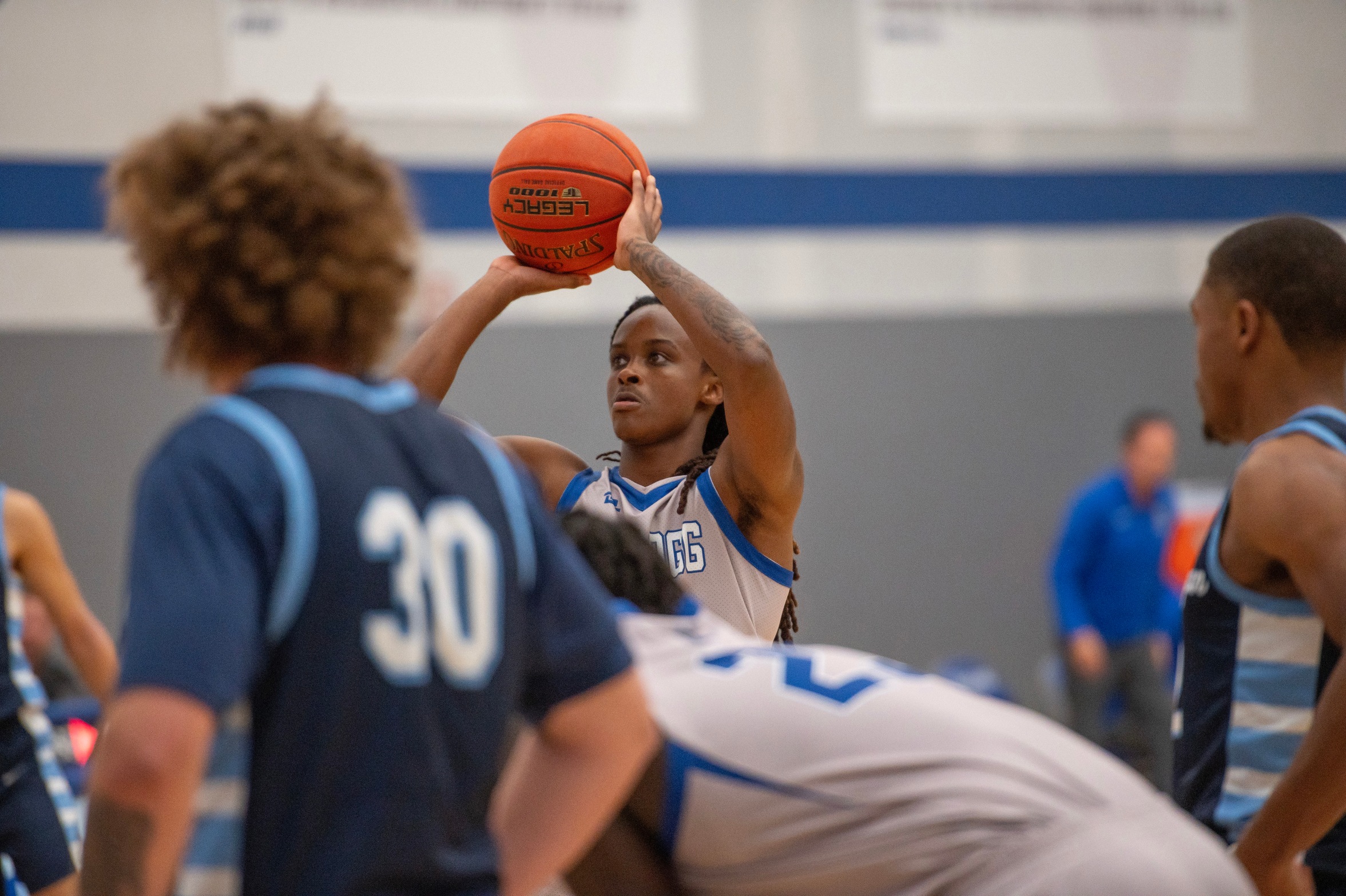 Men's Basketball Fall to GOCC